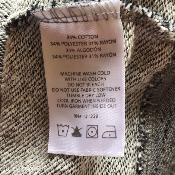 Steve Madden Quick Dry Gray Cowl Neck Sweatshirt with Moto Sleeves, Size Small - Picture 13 of 13